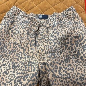 GAP Animal Print Pull on Barrel Jeans